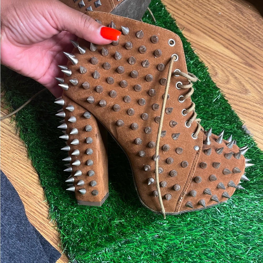 Spike Platforms